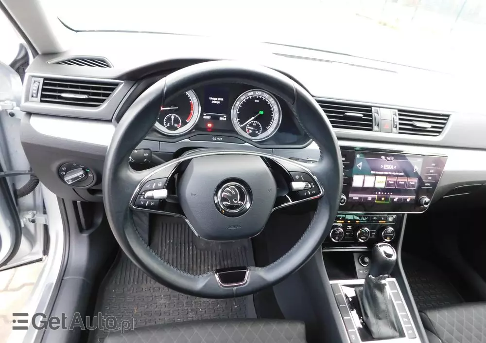 SKODA Superb 1.5 TSI Style DSG