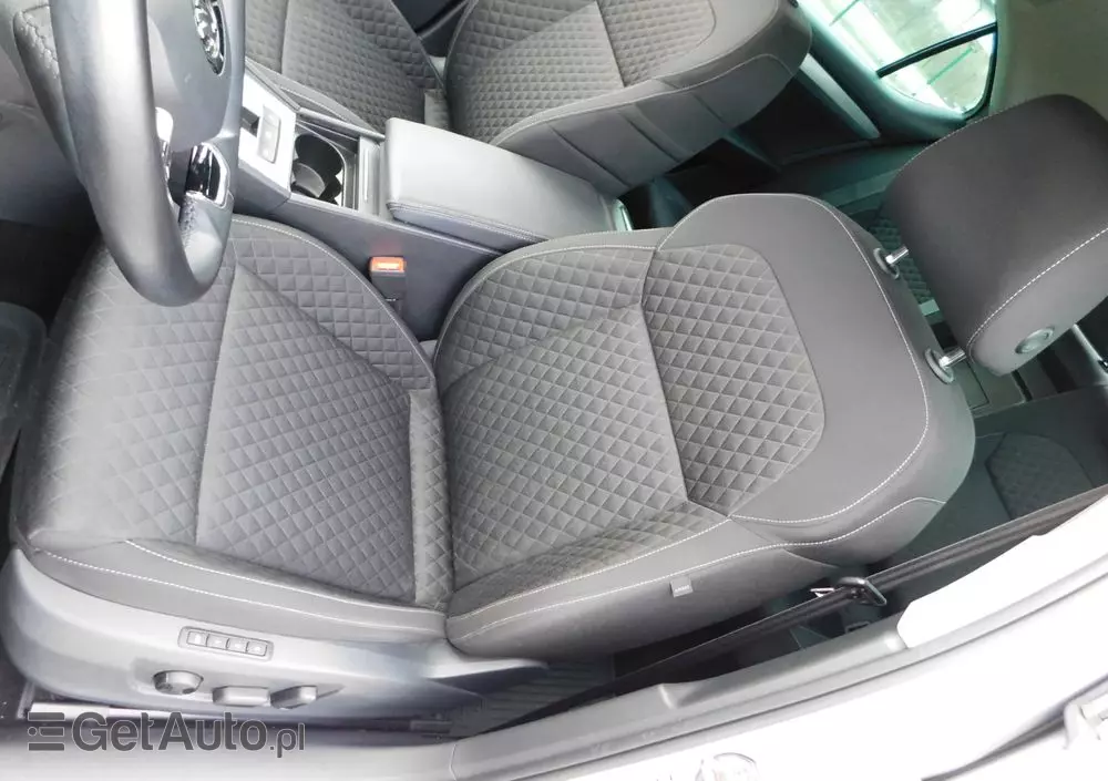 SKODA Superb 1.5 TSI Style DSG