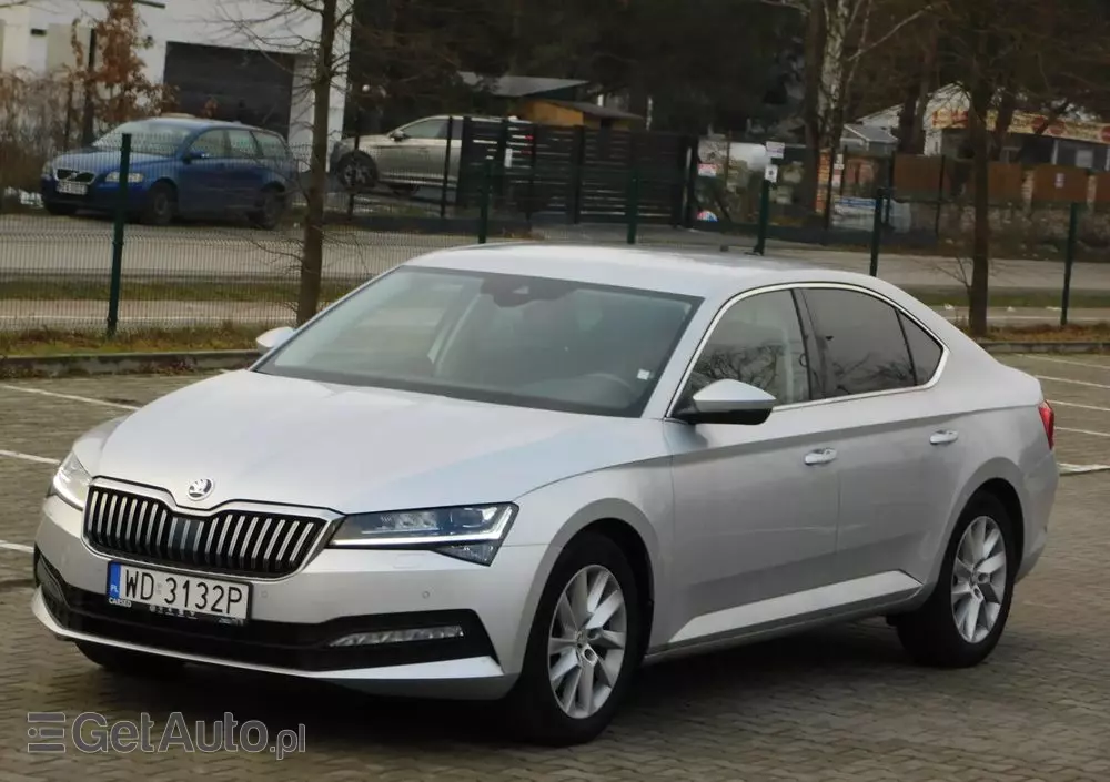 SKODA Superb 1.5 TSI Style DSG
