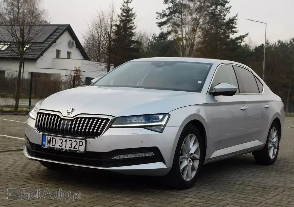 SKODA Superb 1.5 TSI Style DSG