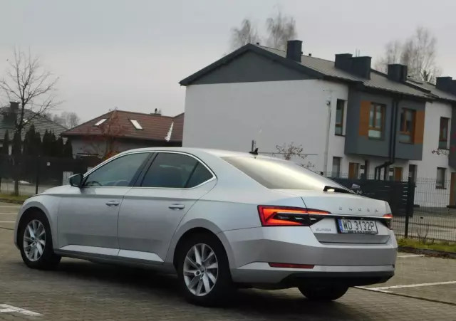 SKODA Superb 1.5 TSI Style DSG
