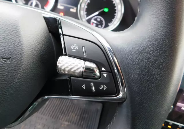 SKODA Superb 1.5 TSI Style DSG