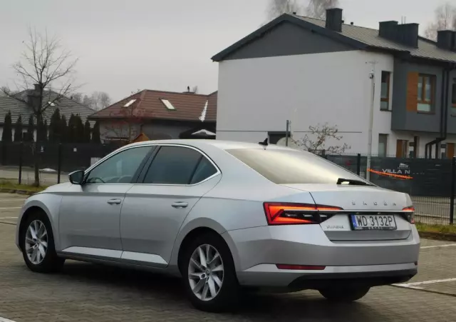SKODA Superb 1.5 TSI Style DSG