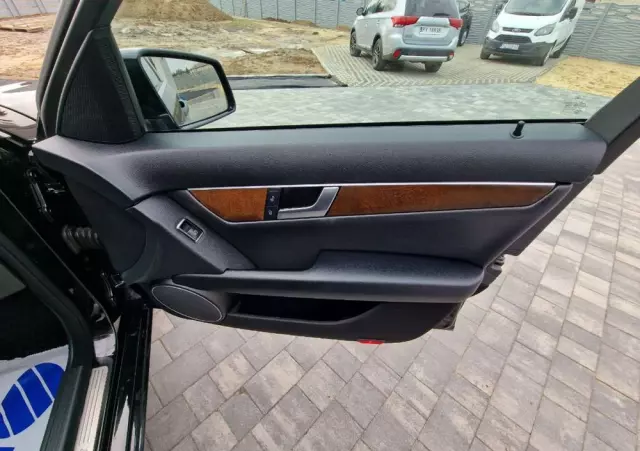 MERCEDES-BENZ Klasa C 