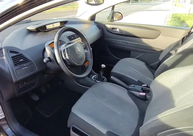 CITROËN C4 Coupe 1.6 16V VTR