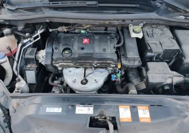 CITROËN C4 Coupe 1.6 16V VTR