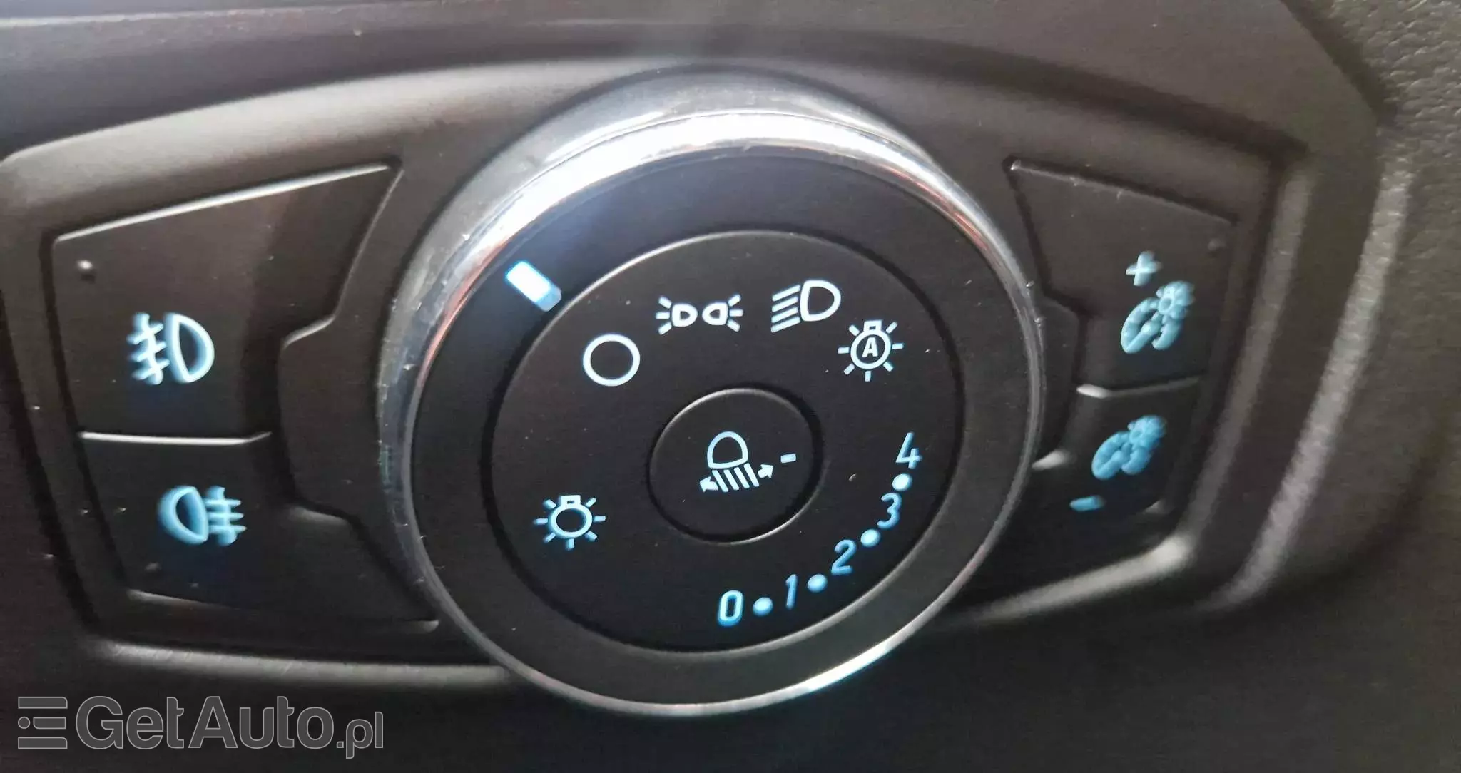 FORD Focus 1.6 TDCi DPF Titanium