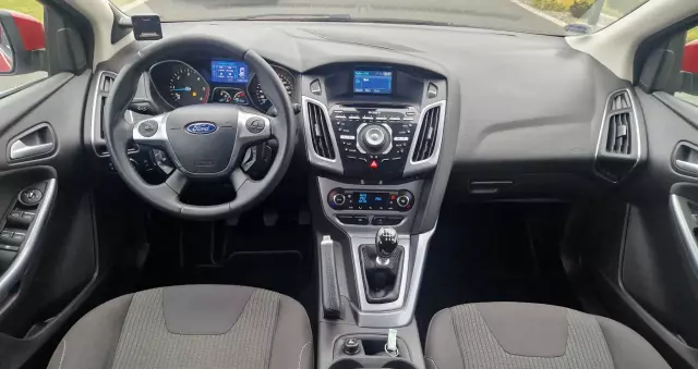 FORD Focus 1.6 TDCi DPF Titanium