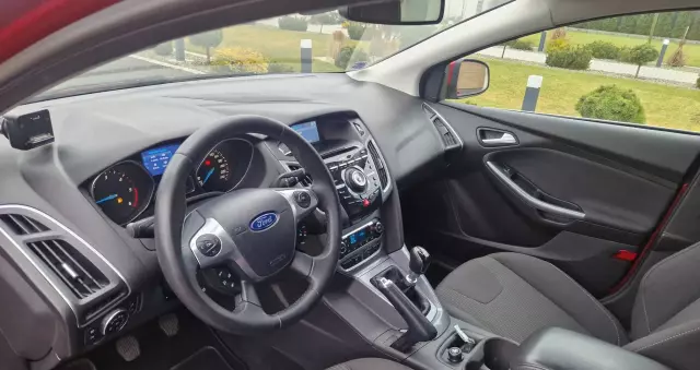 FORD Focus 1.6 TDCi DPF Titanium