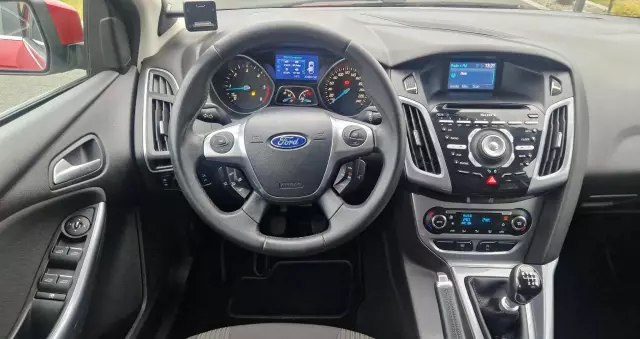 FORD Focus 1.6 TDCi DPF Titanium