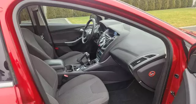 FORD Focus 1.6 TDCi DPF Titanium