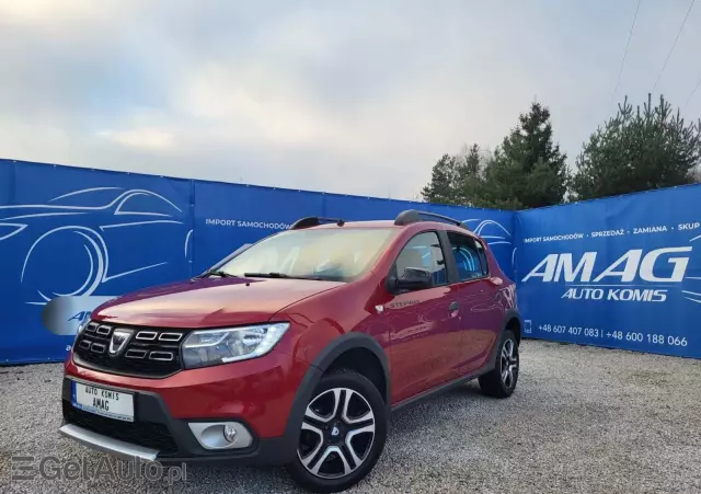 DACIA Sandero Stepway TCe 100 Celebration