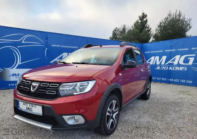 DACIA Sandero Stepway TCe 100 Celebration