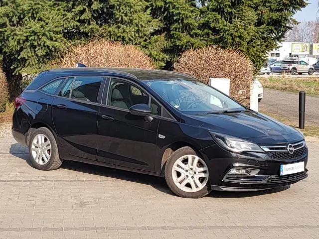OPEL Astra Dynamic