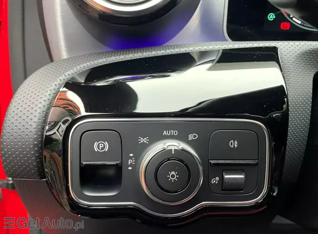 MERCEDES-BENZ Klasa A 