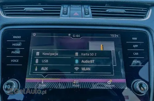SKODA Octavia 