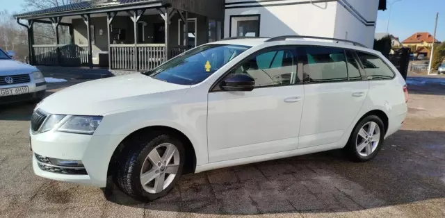 SKODA Octavia 
