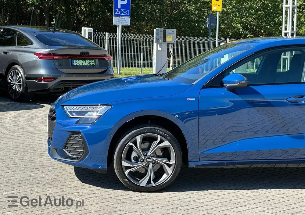 AUDI A3 Sportback 