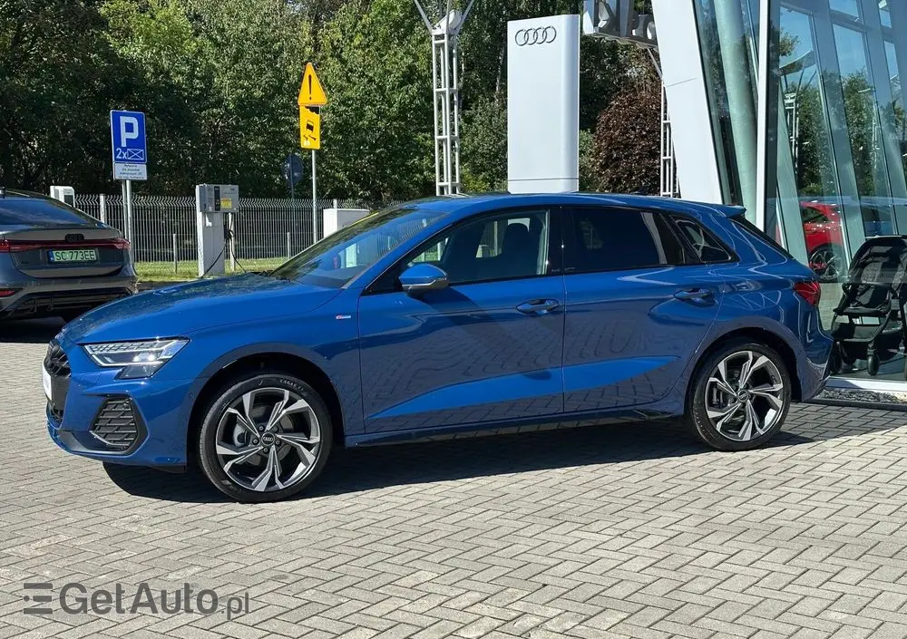 AUDI A3 Sportback 