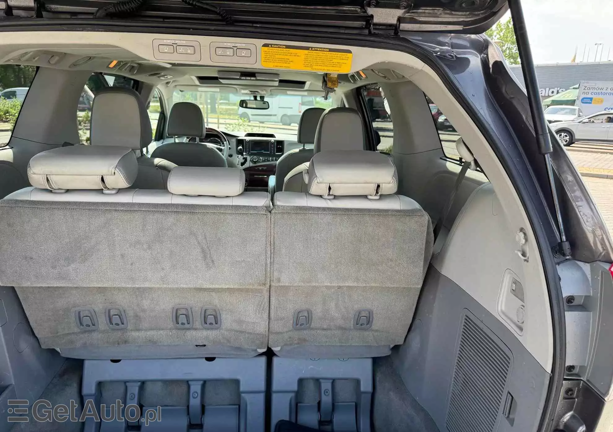 TOYOTA Sienna 3.5 V6