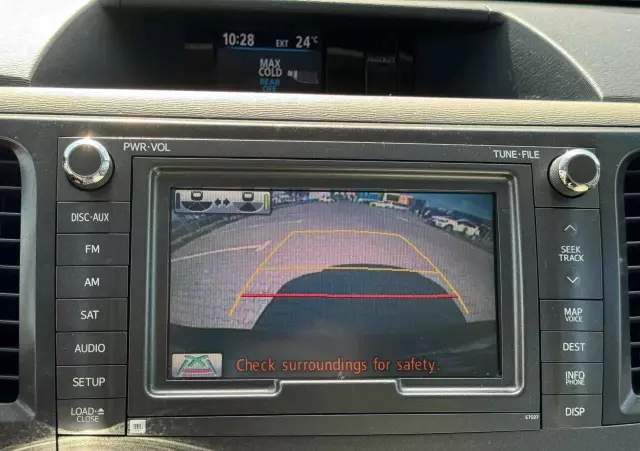 TOYOTA Sienna 3.5 V6