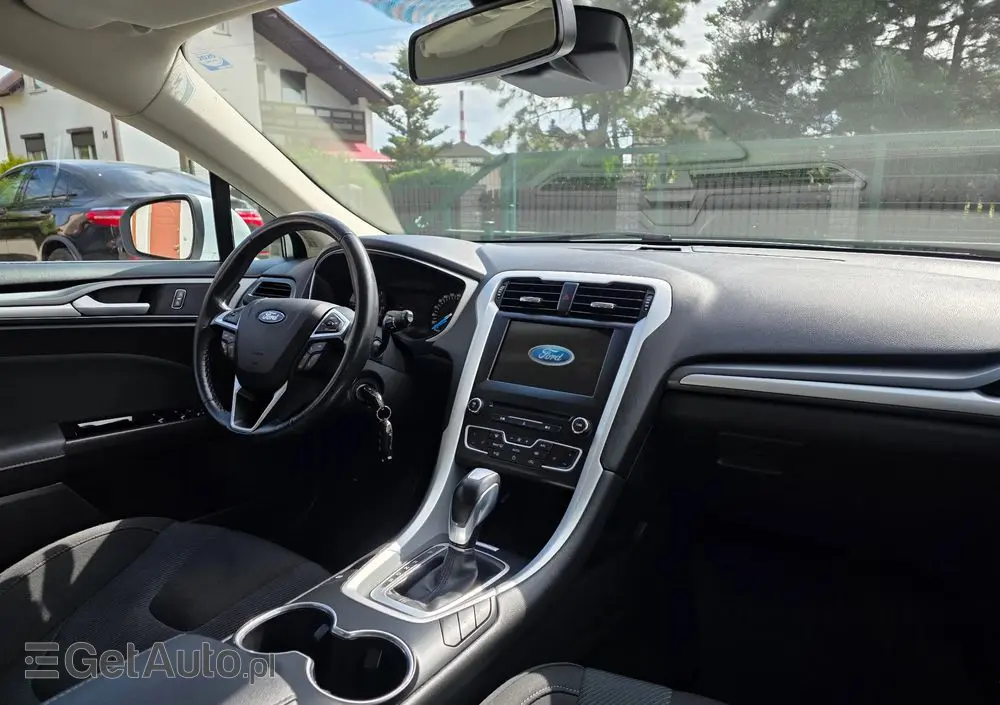 FORD Mondeo 2.0 TDCi Start-Stopp PowerShift-Aut Business Edition