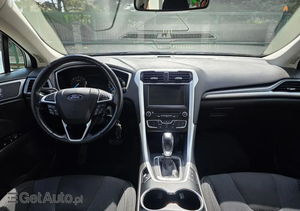 FORD Mondeo 2.0 TDCi Start-Stopp PowerShift-Aut Business Edition