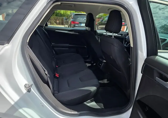 FORD Mondeo 2.0 TDCi Start-Stopp PowerShift-Aut Business Edition