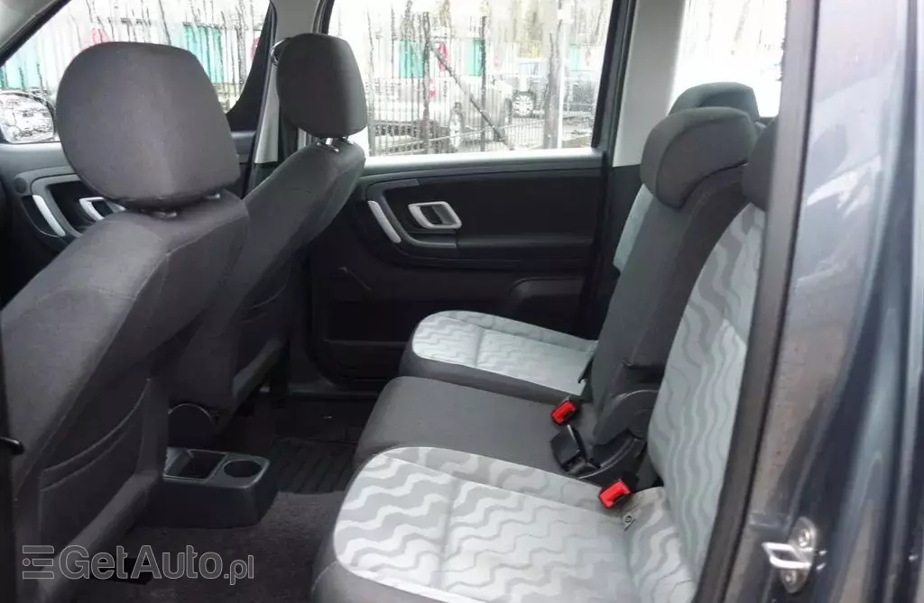 SKODA Roomster 