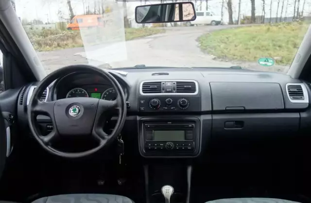 SKODA Roomster 