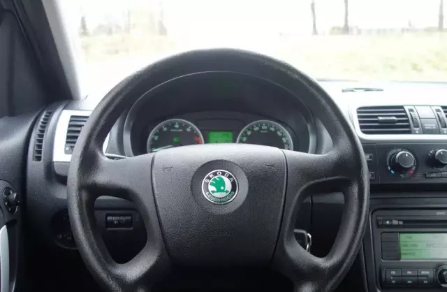 SKODA Roomster 