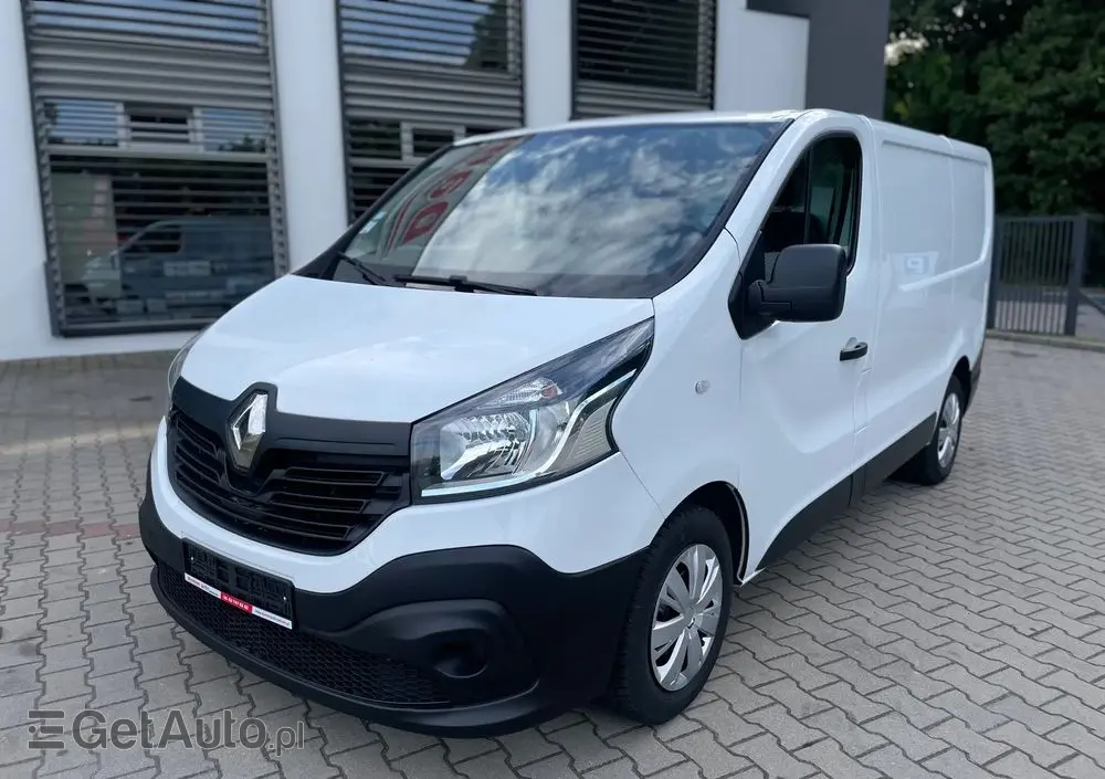 RENAULT Trafic 