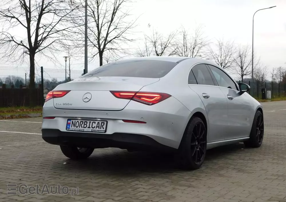 MERCEDES-BENZ CLA 200 d 8G-DCT