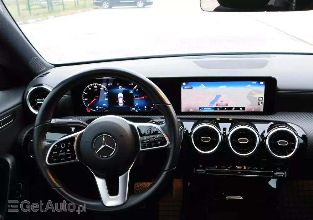 MERCEDES-BENZ CLA 200 d 8G-DCT