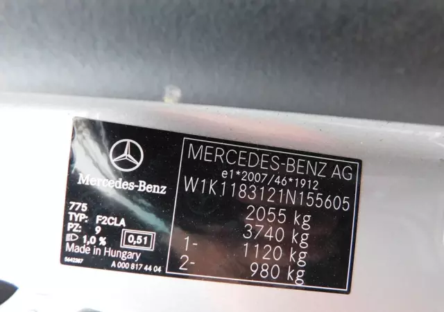 MERCEDES-BENZ CLA 200 d 8G-DCT