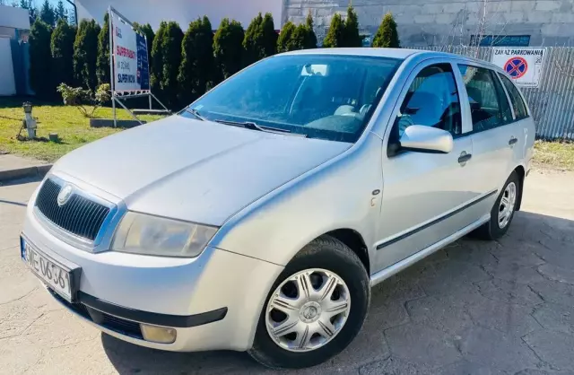 SKODA Fabia 