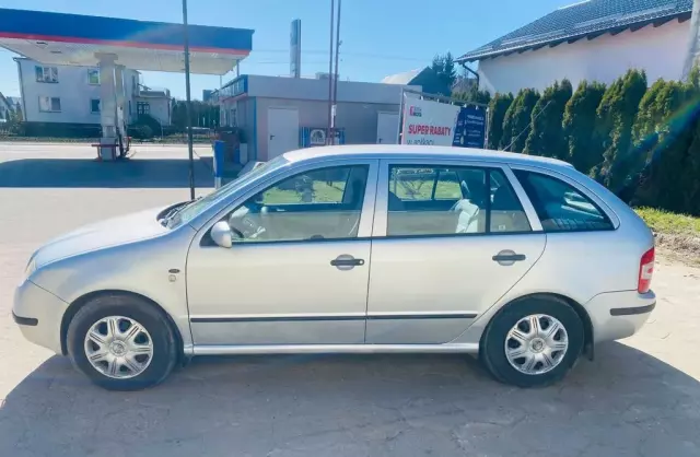 SKODA Fabia 