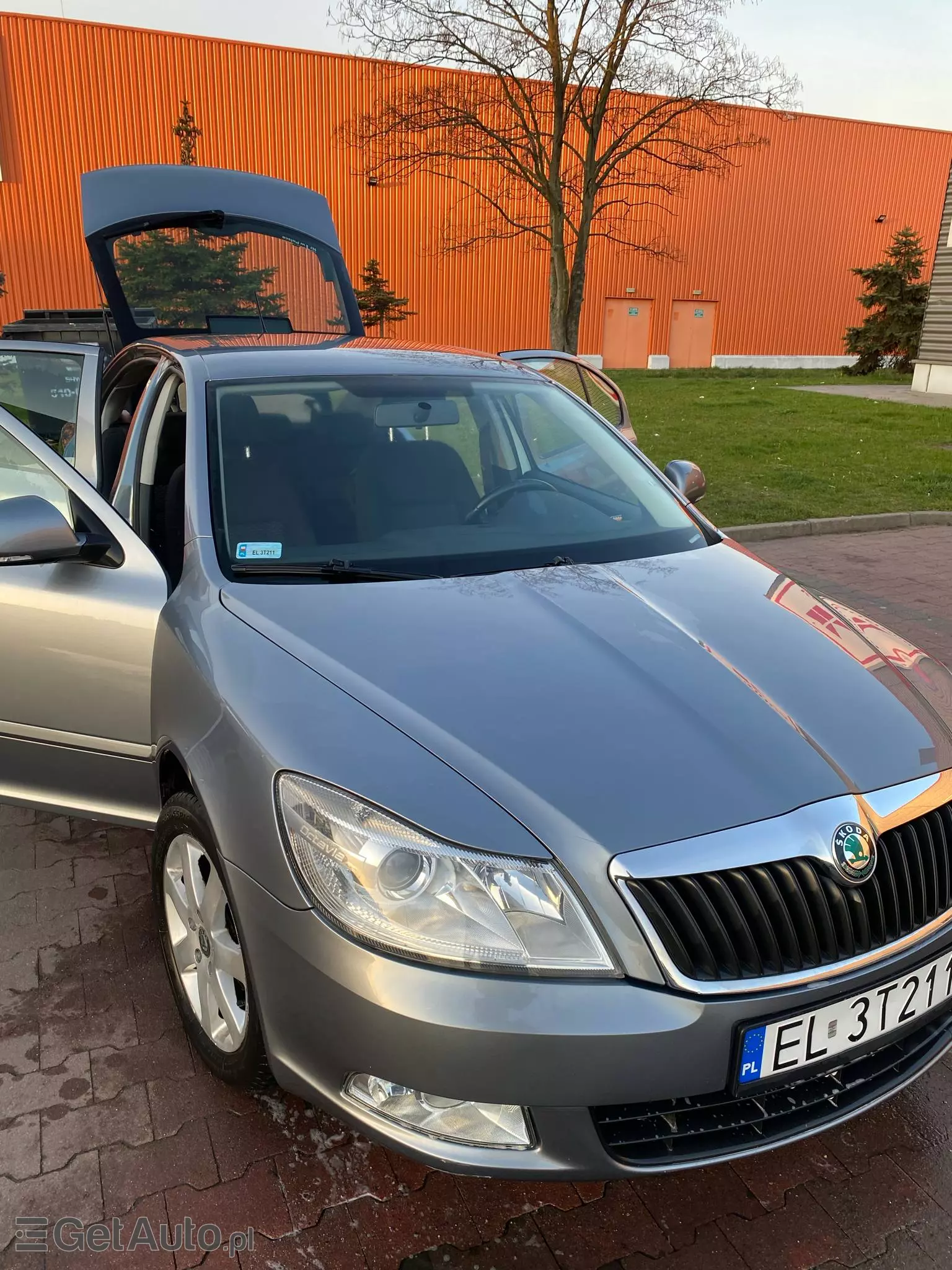 SKODA Octavia 