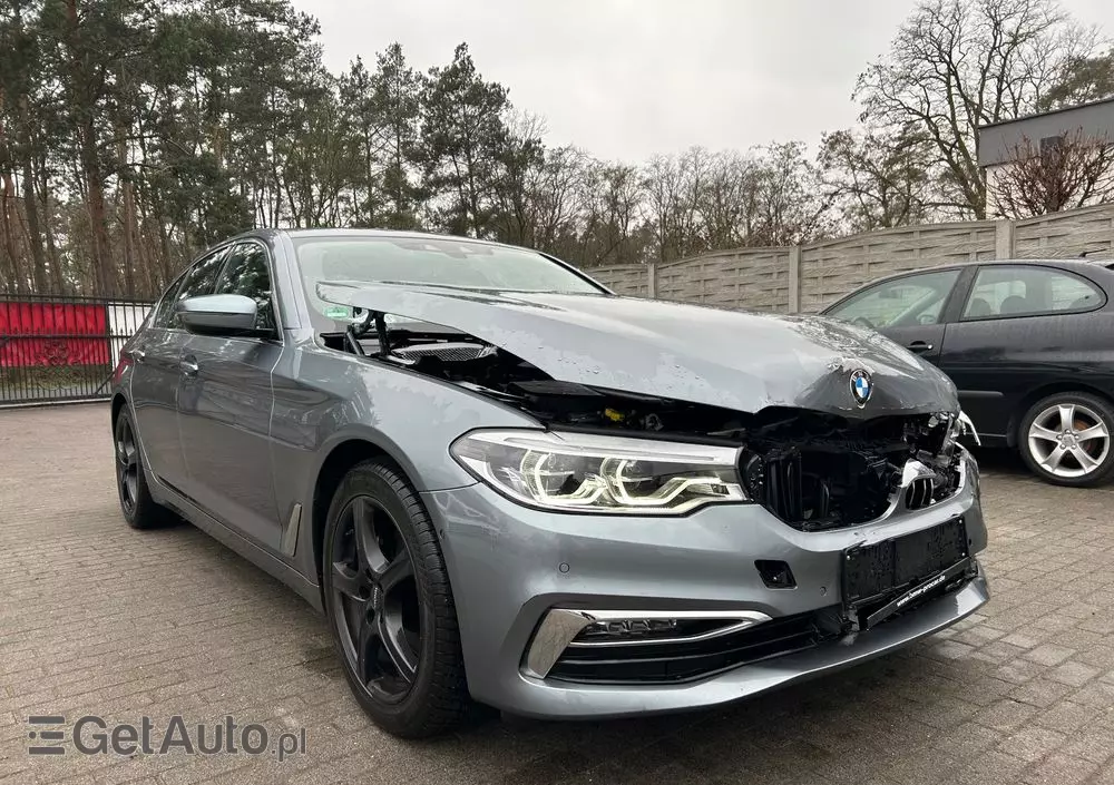 BMW Seria 5 530i Luxury Line