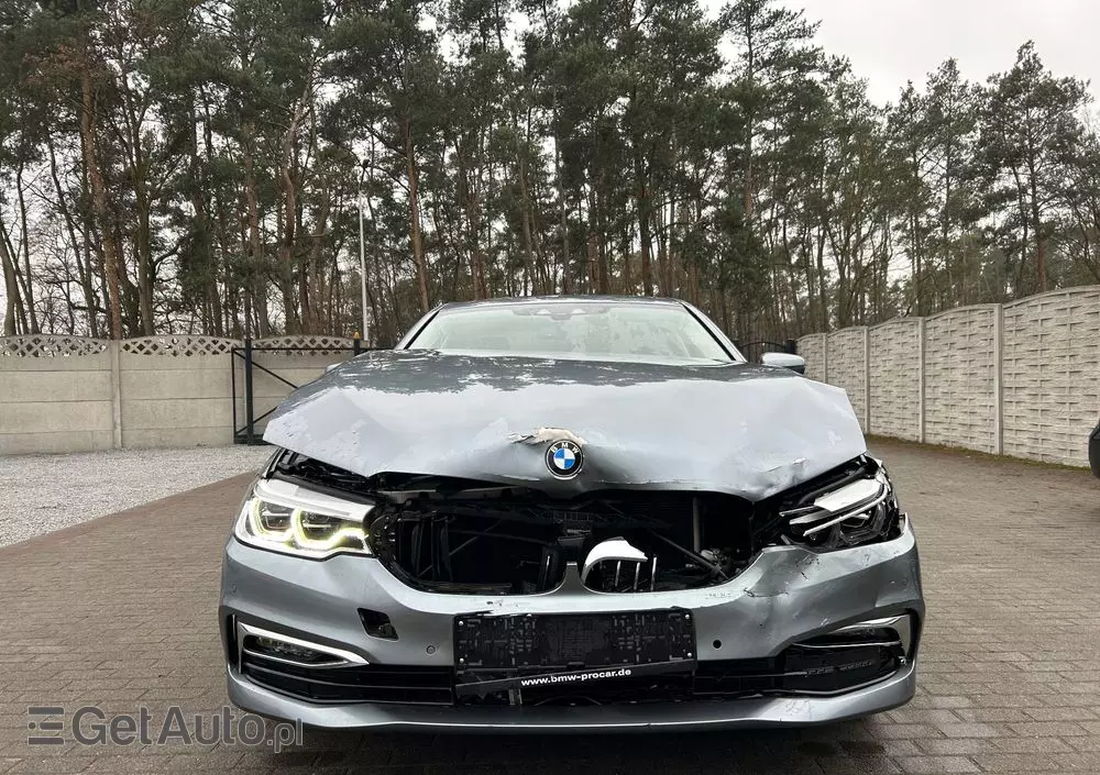 BMW Seria 5 530i Luxury Line