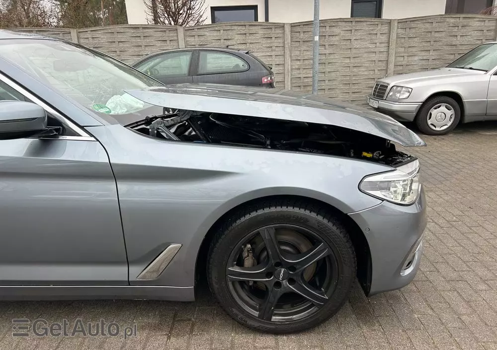 BMW Seria 5 530i Luxury Line