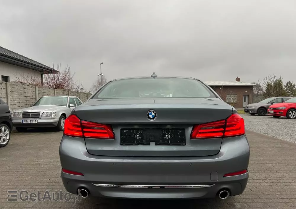 BMW Seria 5 530i Luxury Line