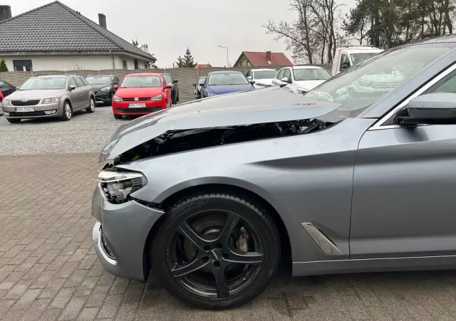 BMW Seria 5 530i Luxury Line