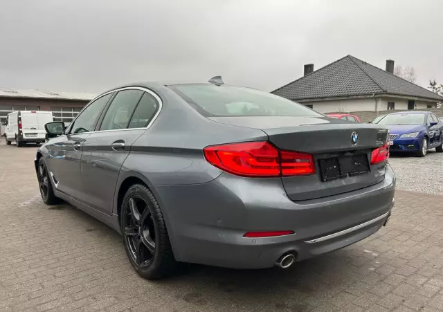 BMW Seria 5 530i Luxury Line