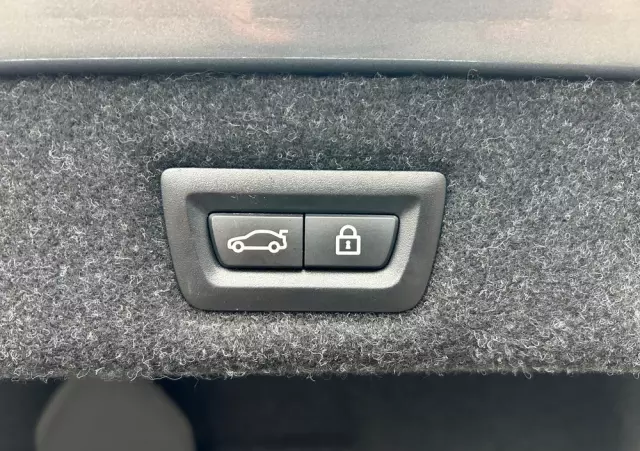 BMW Seria 5 530i Luxury Line