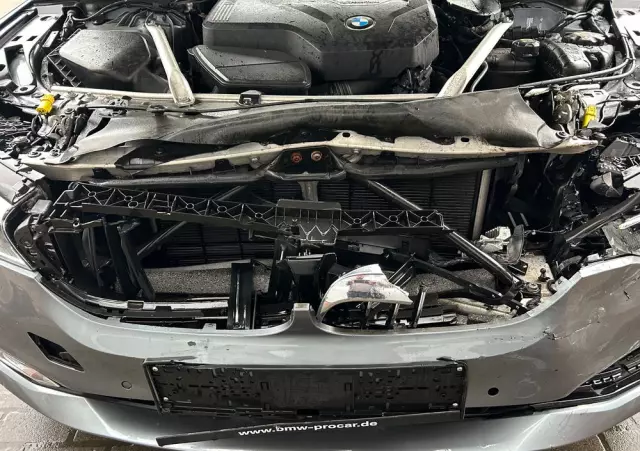 BMW Seria 5 530i Luxury Line