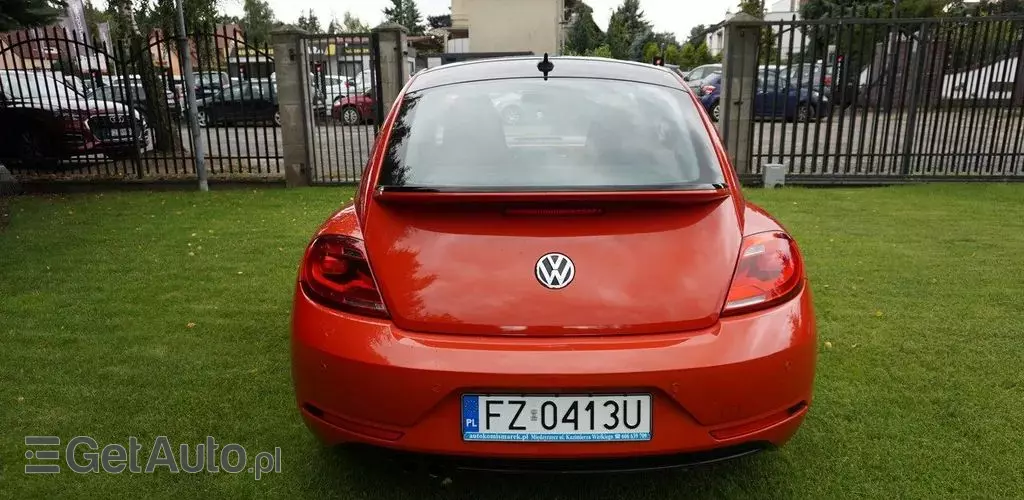 VOLKSWAGEN Beetle 