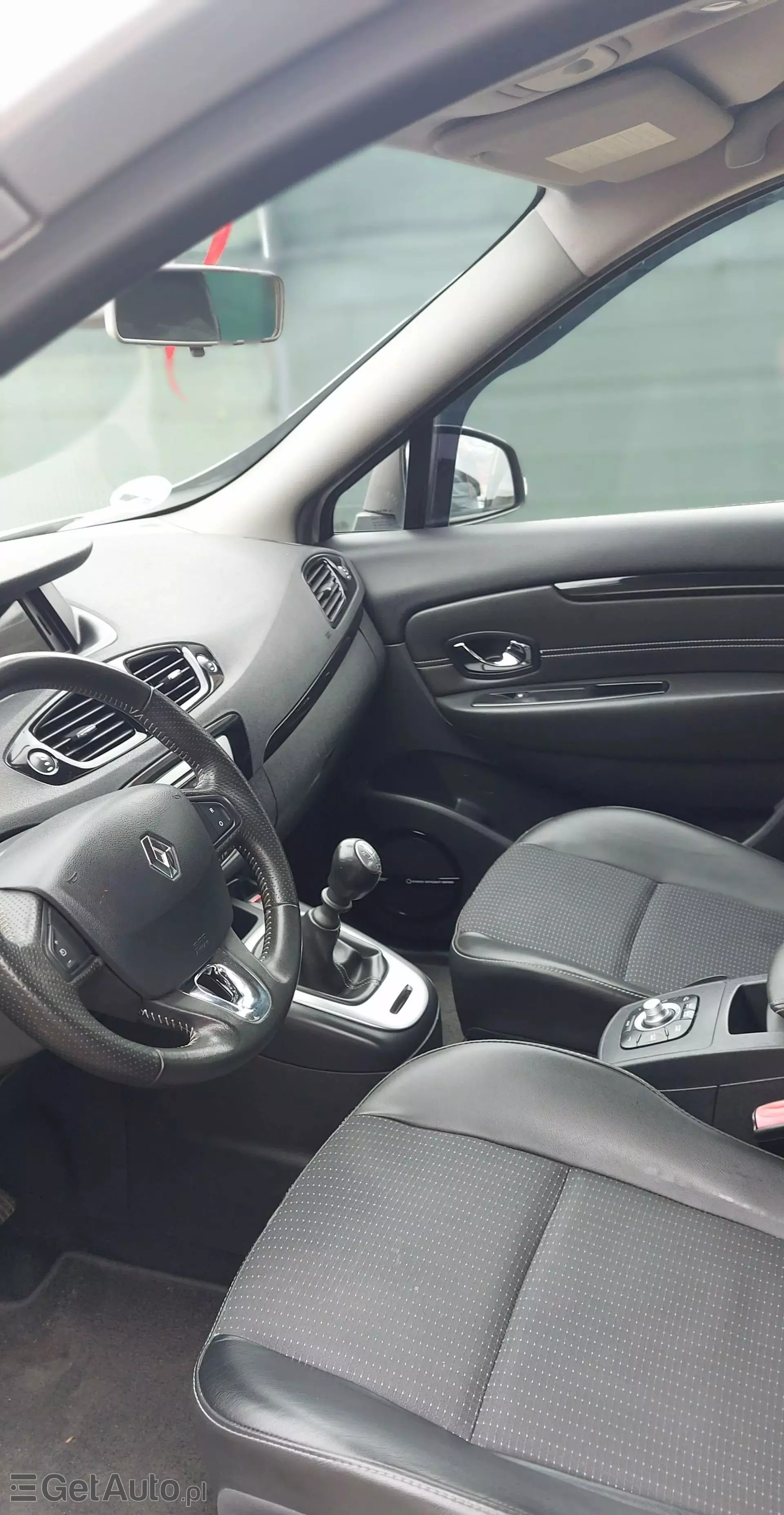 RENAULT Grand Scenic 