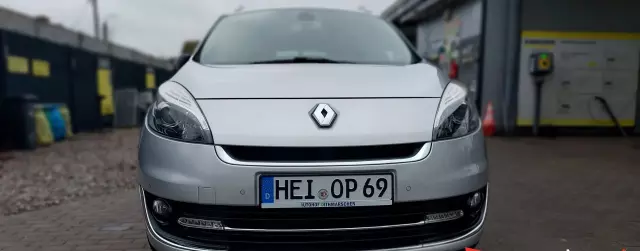 RENAULT Grand Scenic 