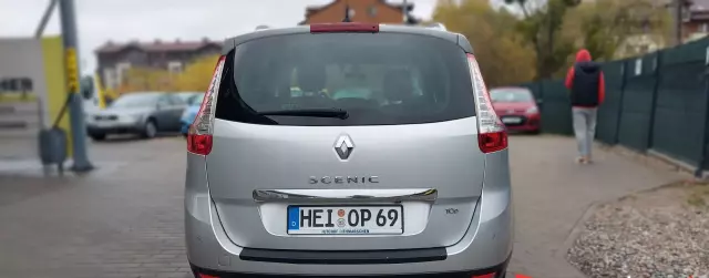 RENAULT Grand Scenic 